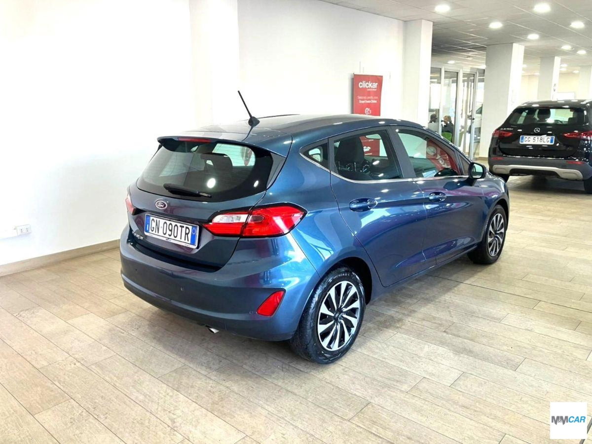 Ford Fiesta 1.1 75 CV 5 porte Titanium (3)