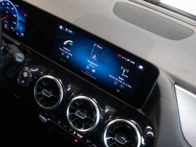 Mercedes-Benz Classe B 180 d Executive (15)