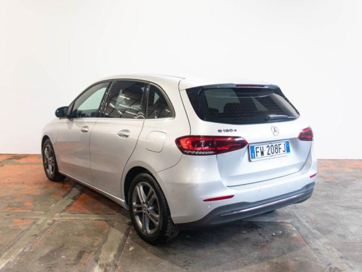 Mercedes-Benz Classe B 180 d Executive (3)