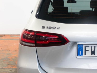 Mercedes-Benz Classe B 180 d Executive (9)