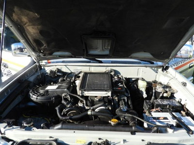 Toyota Land Cruiser Tdi D-4D cat 3 porte KDJ90 GX (10)