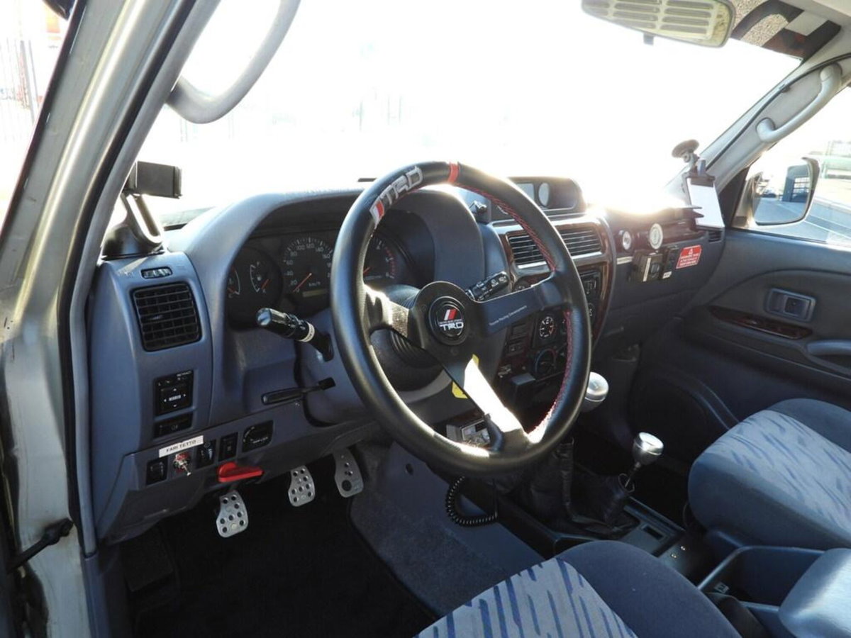 Toyota Land Cruiser Tdi D-4D cat 3 porte KDJ90 GX (2)