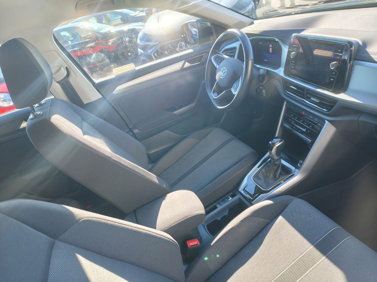 Volkswagen T-Roc 2.0 tdi Life 150cv dsg (16)