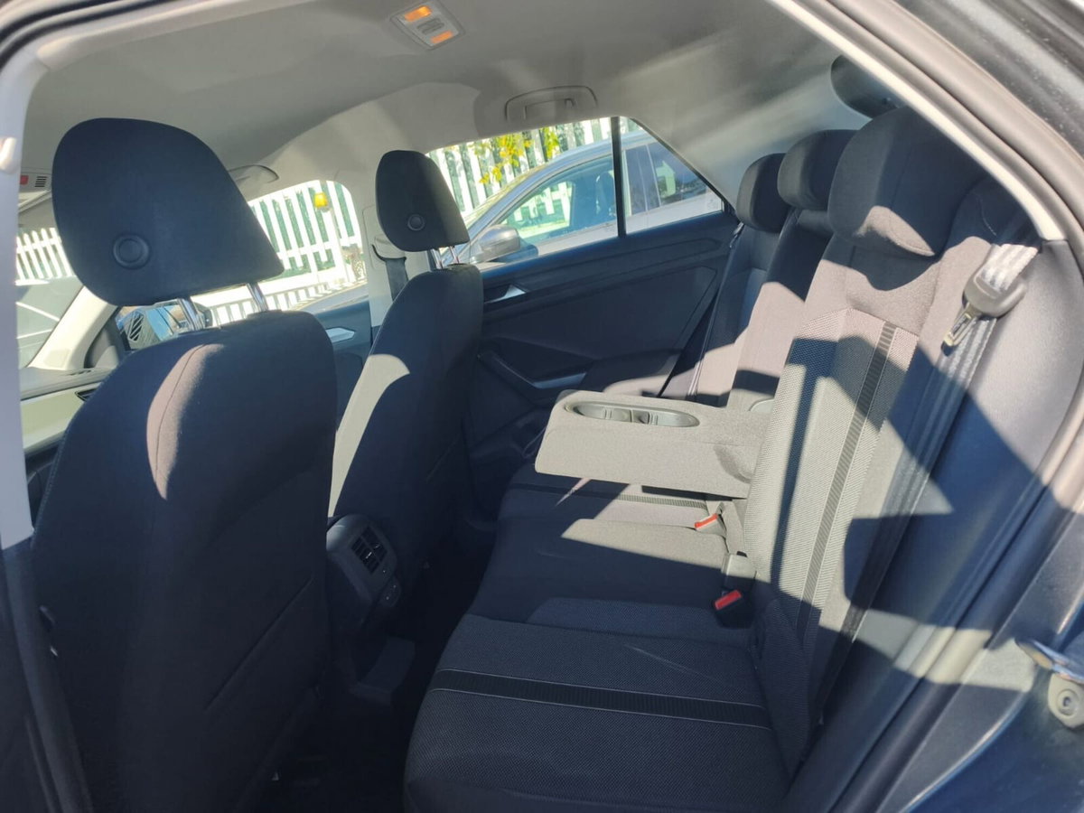 Volkswagen T-Roc 2.0 tdi Life 150cv dsg (17)