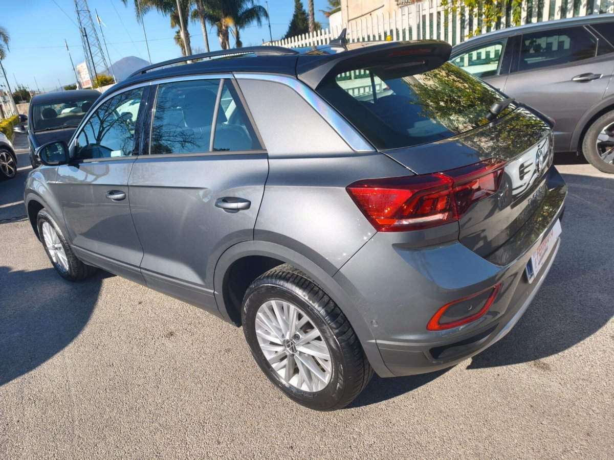 Volkswagen T-Roc 2.0 tdi Life 150cv dsg (19)