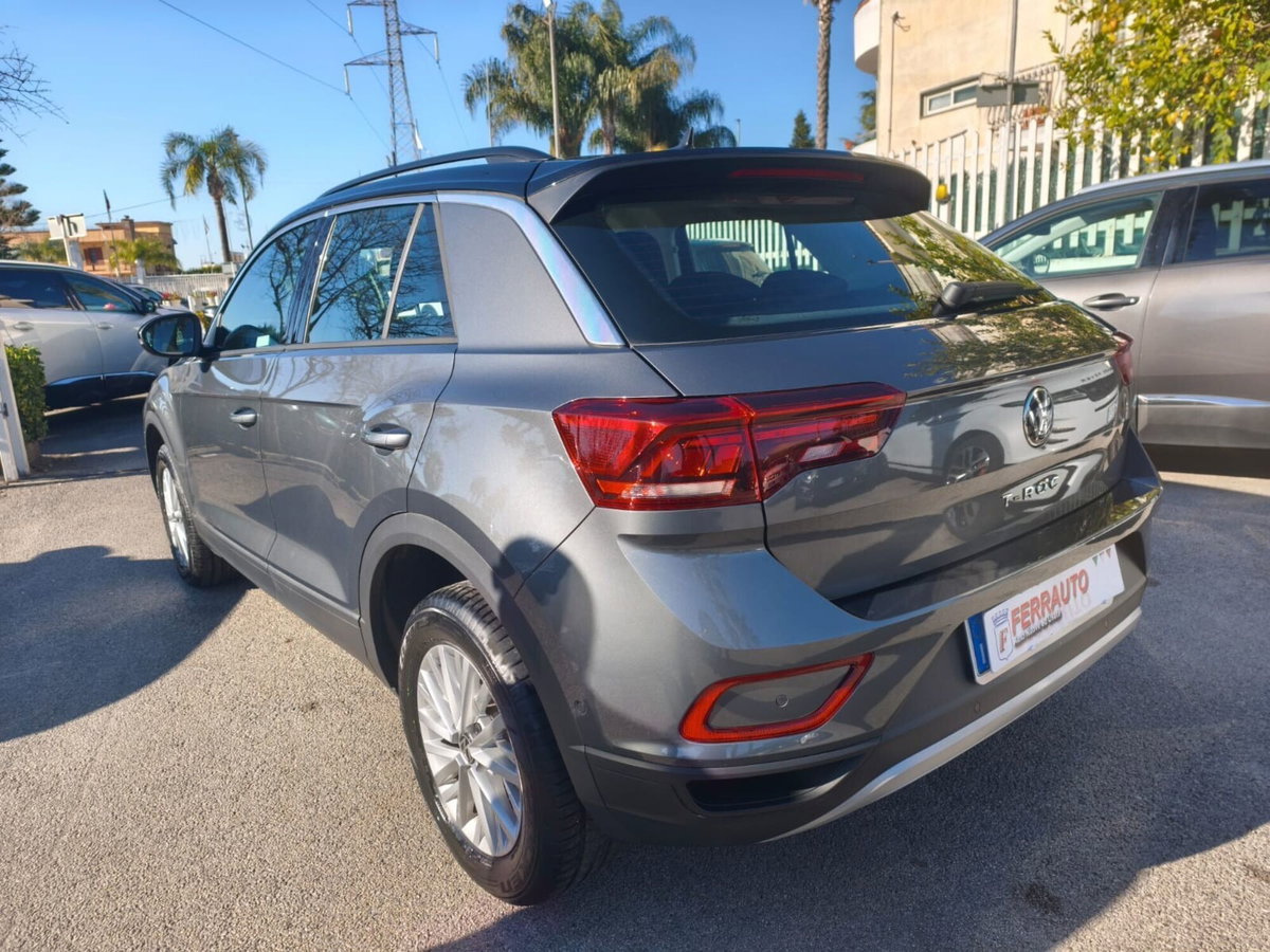 Volkswagen T-Roc 2.0 tdi Life 150cv dsg (9)
