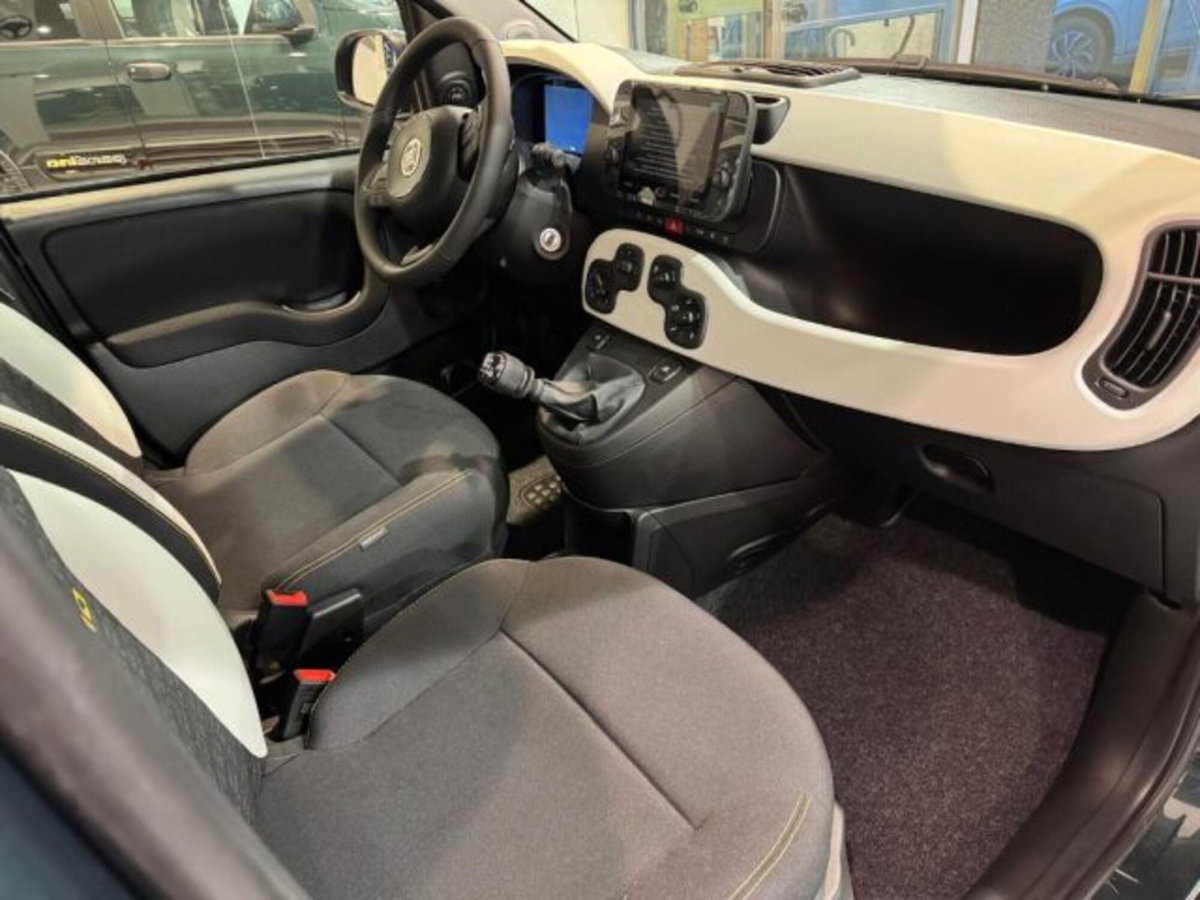 Fiat Panda 1.0 firefly hybrid s&s 70cv (3)