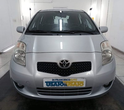 Toyota Yaris 1.3 5 porte Sol (5)