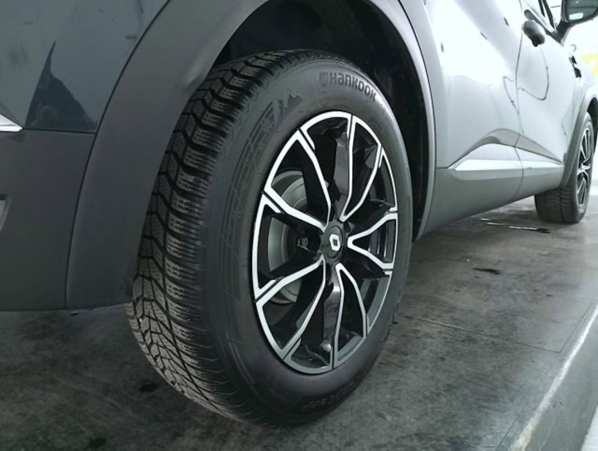 Renault Captur Mild Hybrid 140 CV Intens (20)