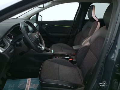 Renault Captur Mild Hybrid 140 CV Intens (9)