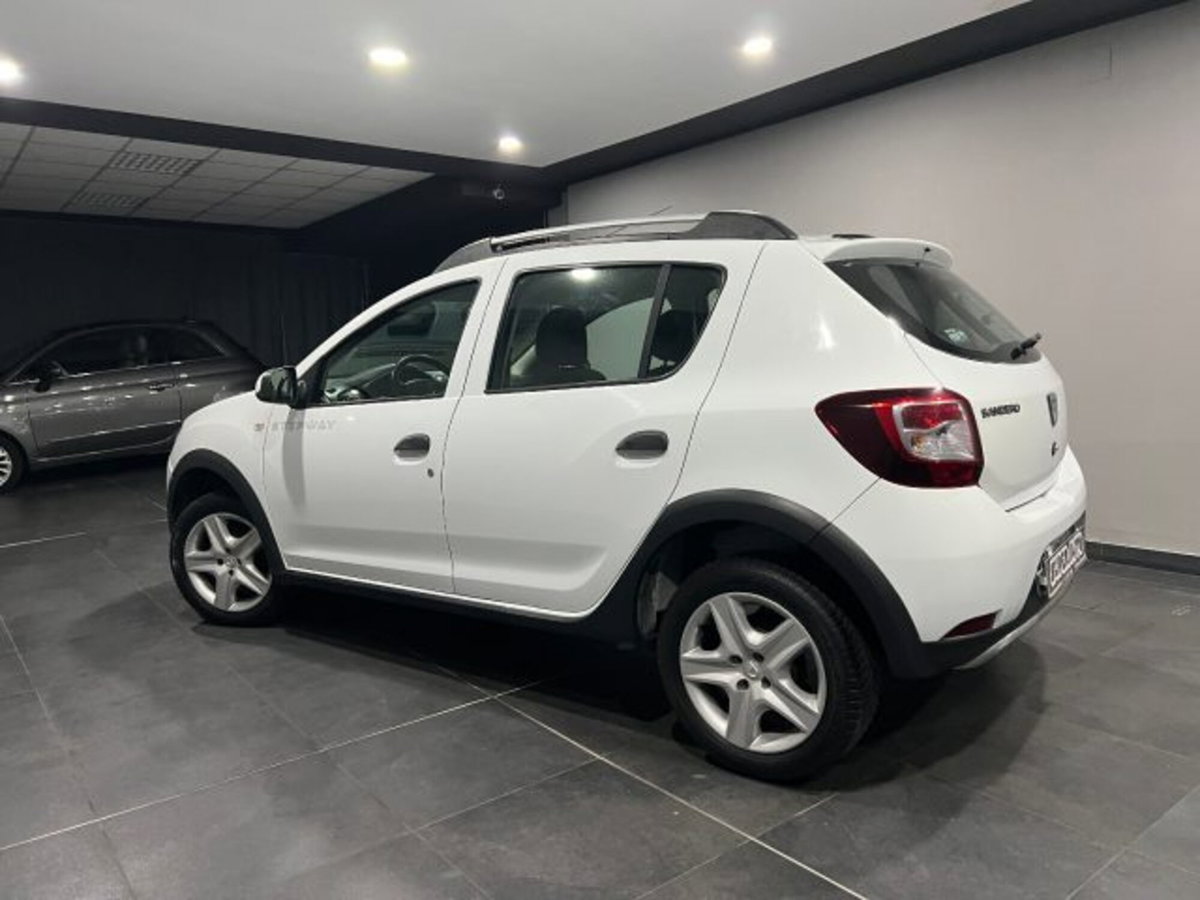 Dacia Sandero Stepway 1.5 dCi 8V 90CV (4)