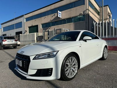 Audi TT Coupé 2.0 TDI quattro S tronic S line usata