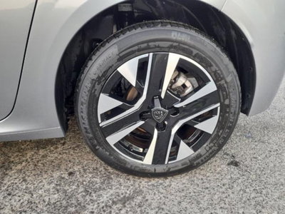 Peugeot 208 1.2 puretech Active s&s 100cv (10)