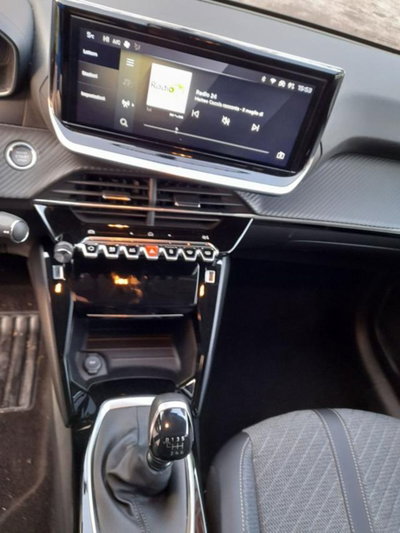 Peugeot 208 1.2 puretech Active s&s 100cv (11)