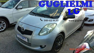 Toyota Yaris 1.3 5 porte Sol usata