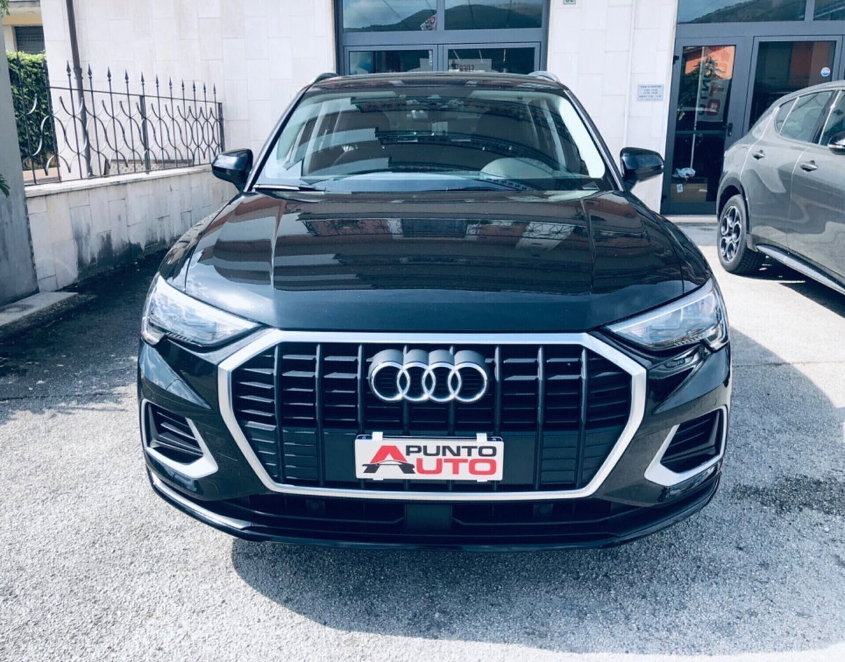Audi Q3 35 TDI quattro S tronic Business (13)