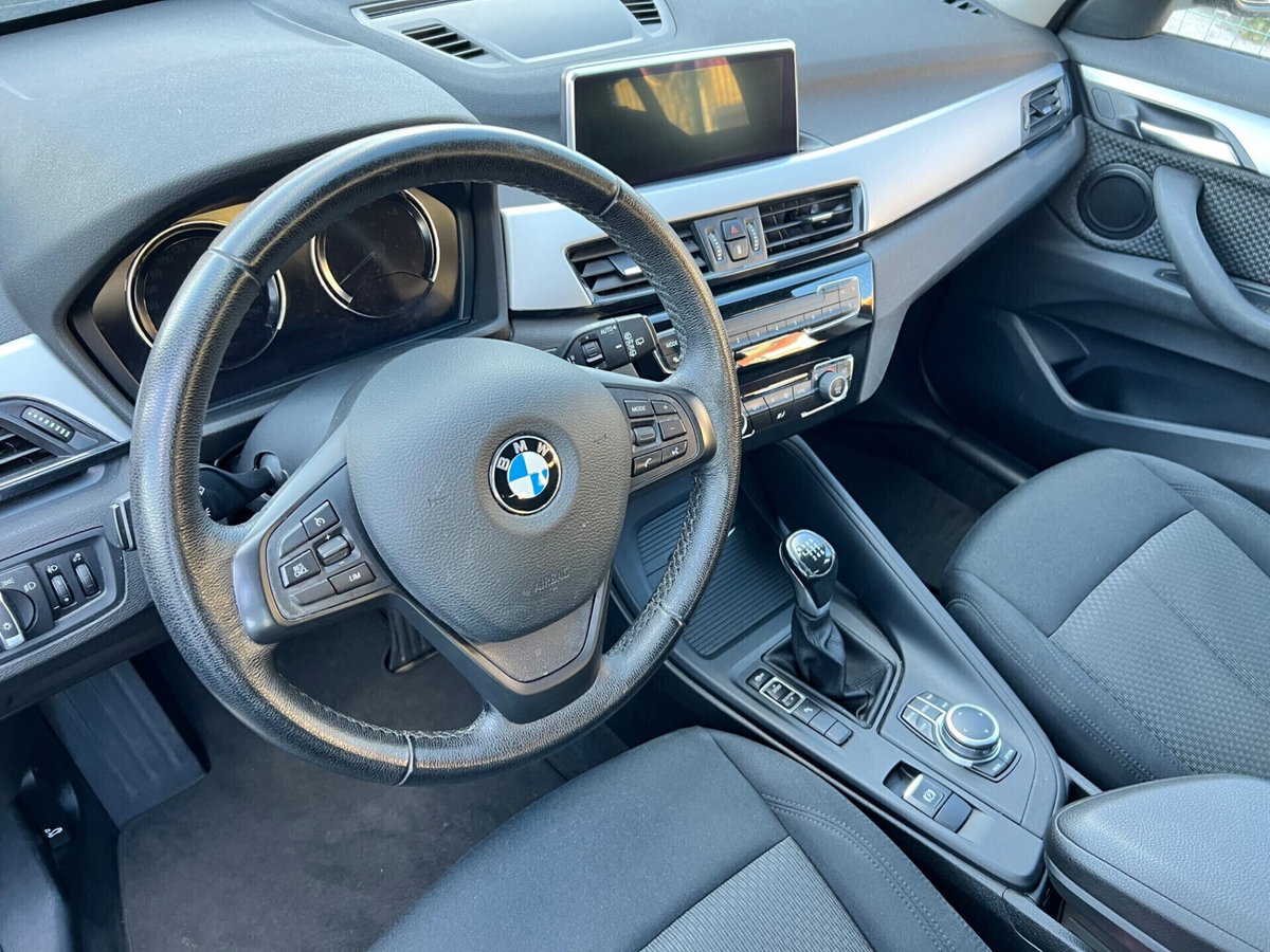 BMW X1 sDrive18d Advantage (13)