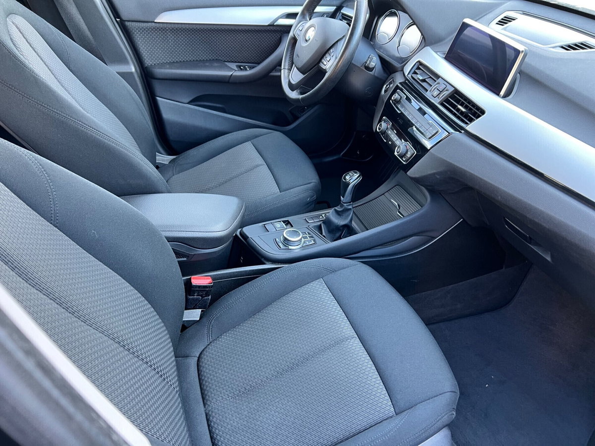 BMW X1 sDrive18d Advantage (14)