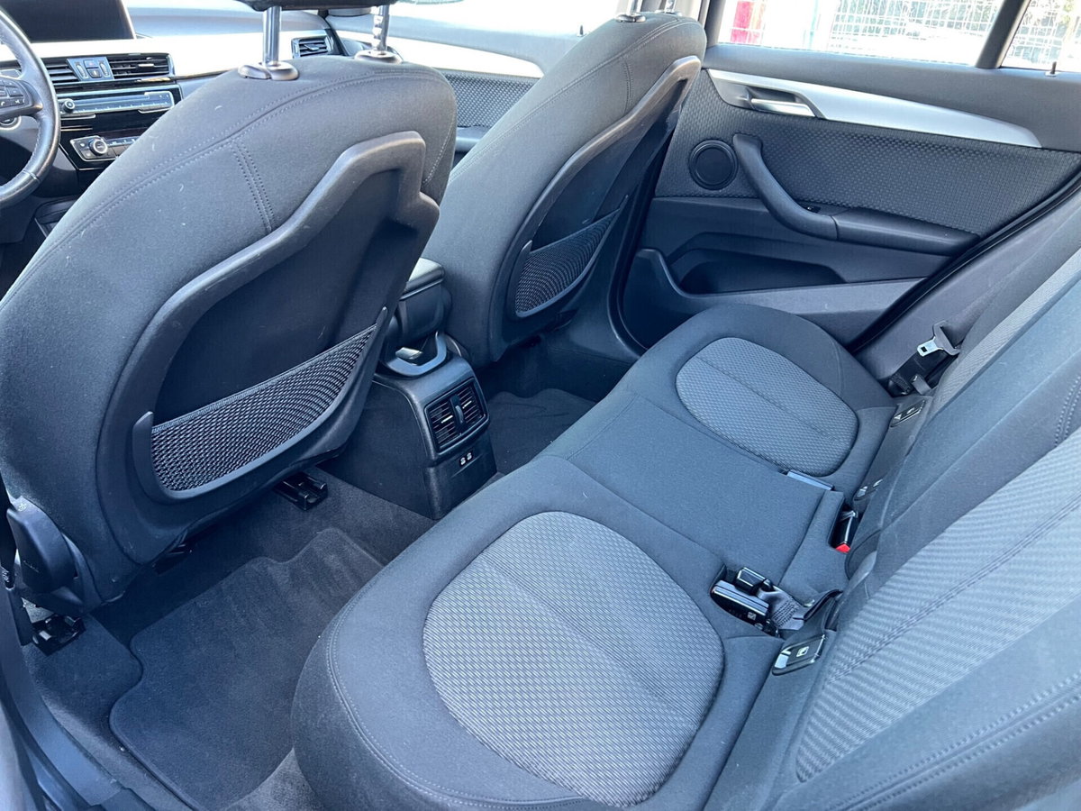 BMW X1 sDrive18d Advantage (15)