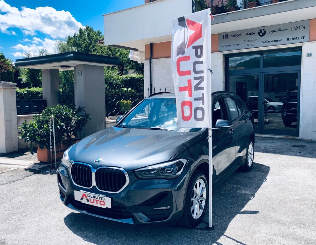 BMW X1 sDrive18d Advantage (3)