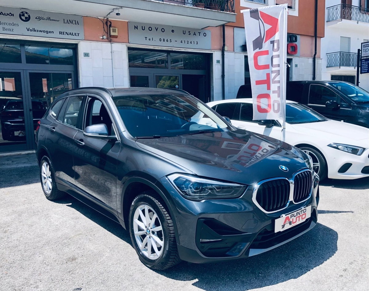 BMW X1 sDrive18d Advantage (4)