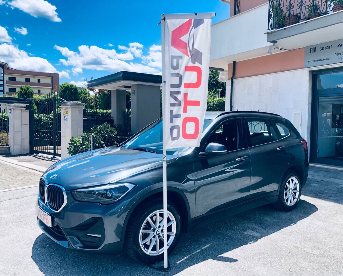 BMW X1 sDrive18d Advantage (5)