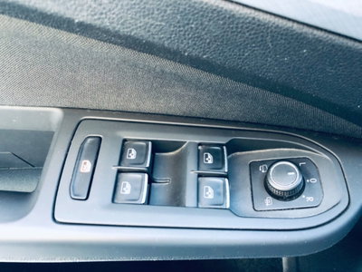 Volkswagen Golf 2.0 TDI SCR Style (7)