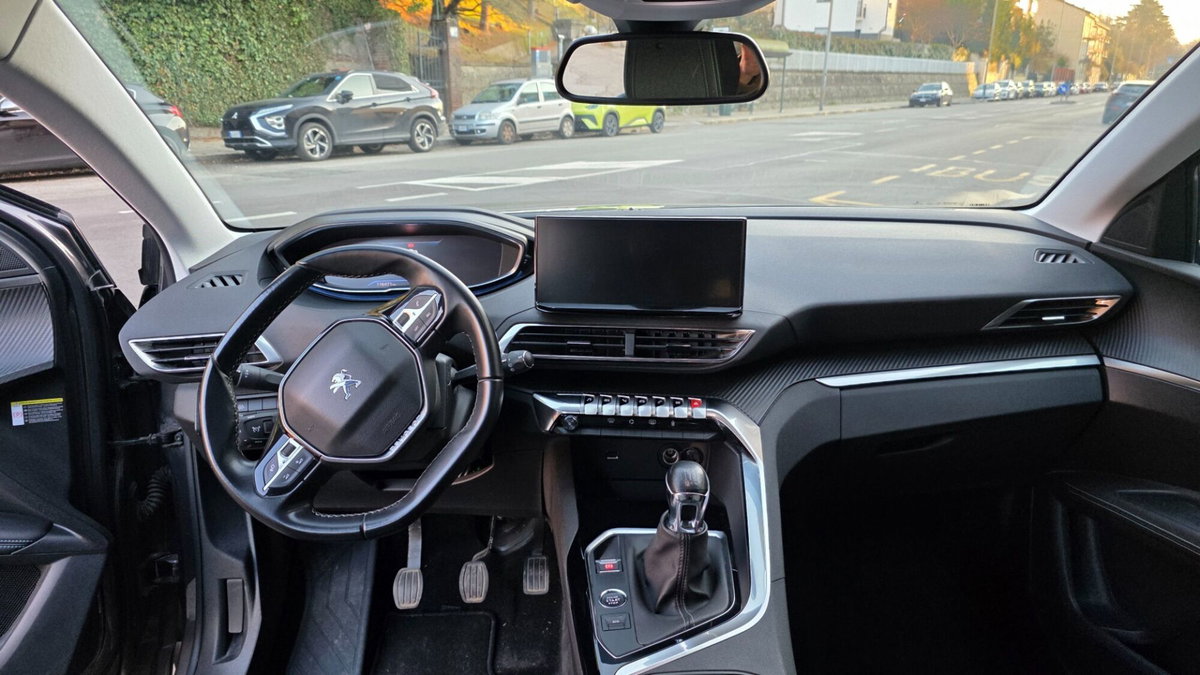 Peugeot 3008 BlueHDi 130 S&S Allure (12)