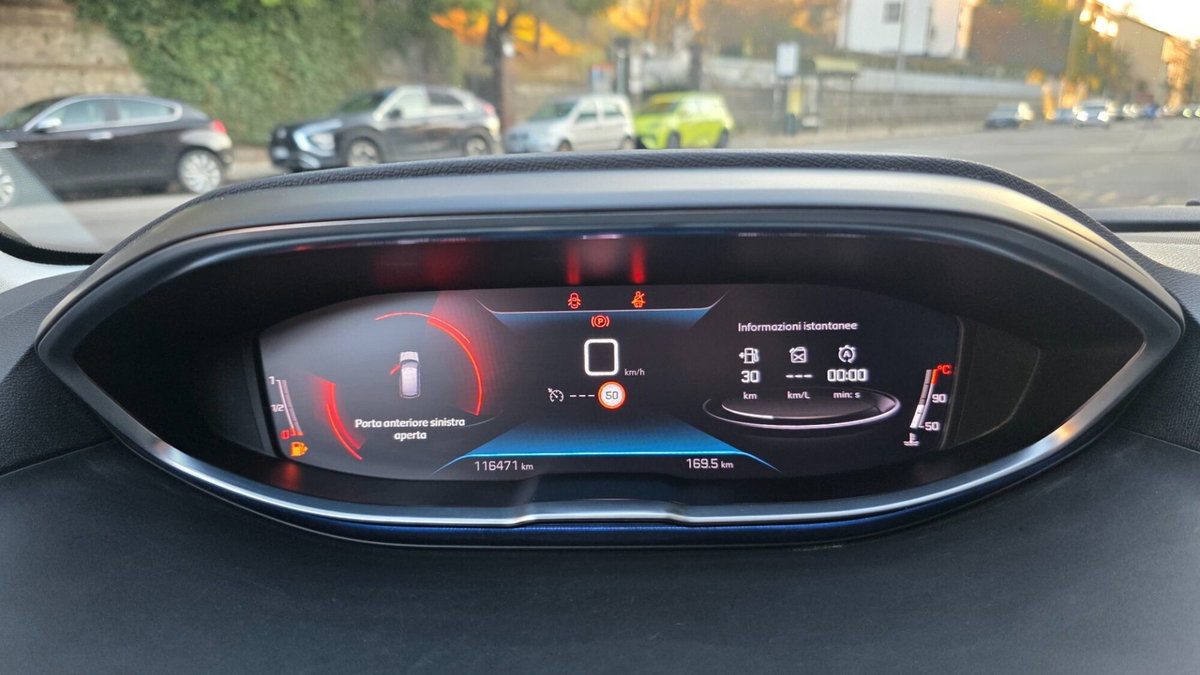 Peugeot 3008 BlueHDi 130 S&S Allure (16)