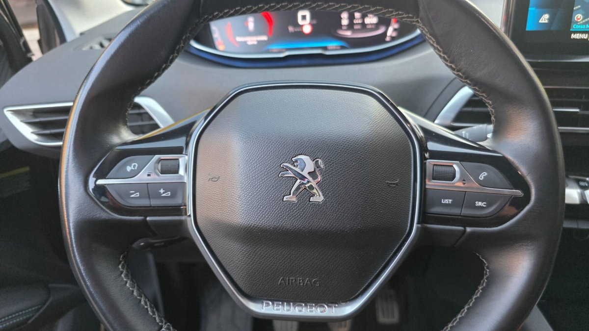 Peugeot 3008 BlueHDi 130 S&S Allure (17)