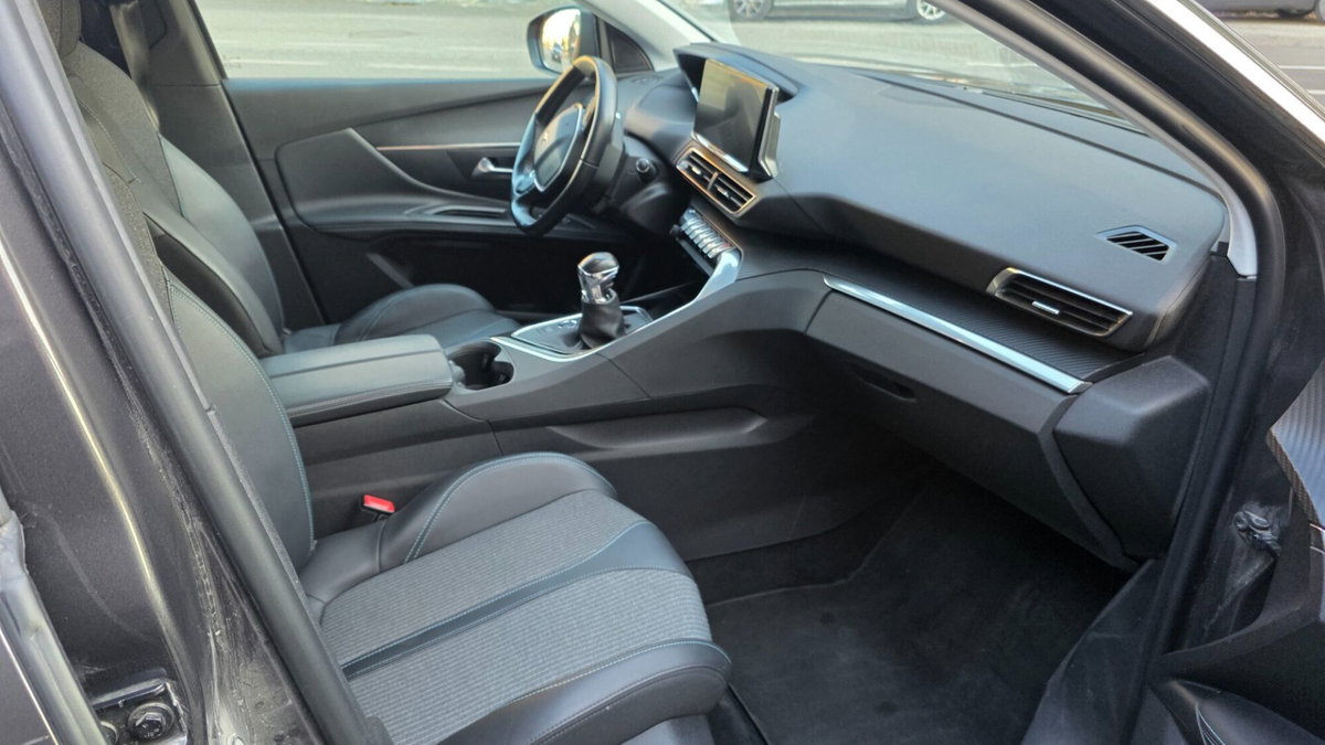 Peugeot 3008 BlueHDi 130 S&S Allure (7)