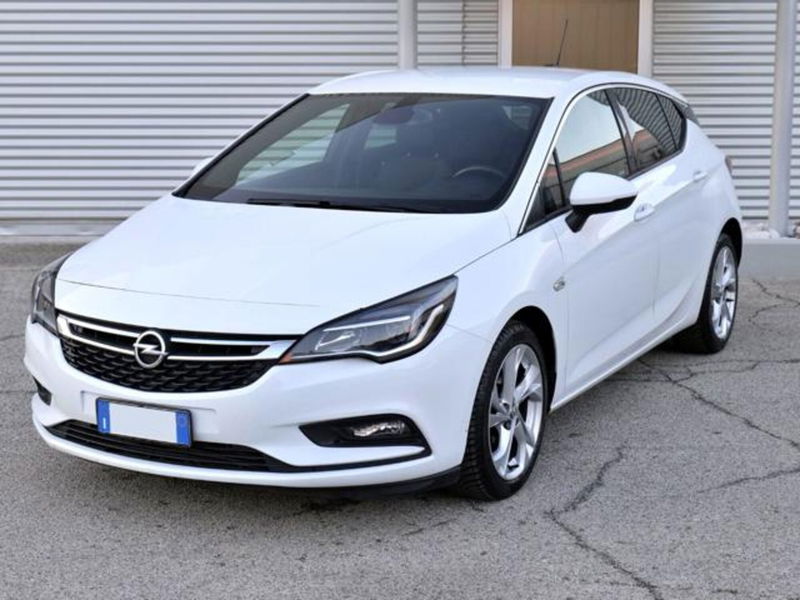 Opel Astra 1.6 CDTi 136CV Start&Stop 5 porte Dynamic