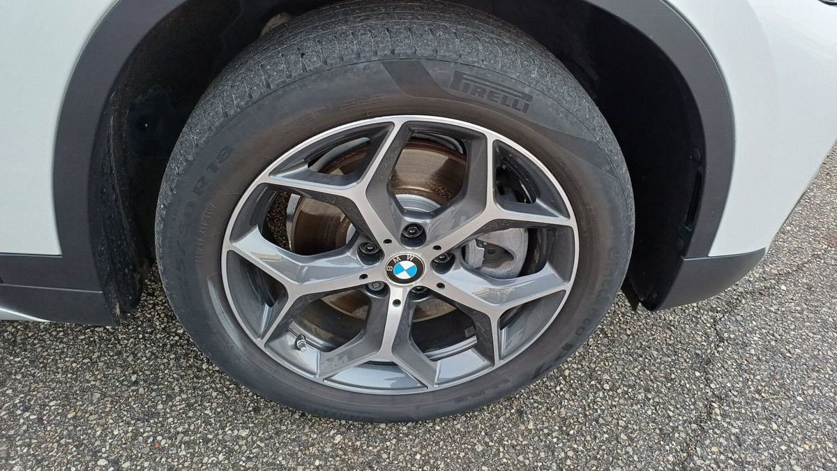 BMW X1 xDrive25d xLine (7)