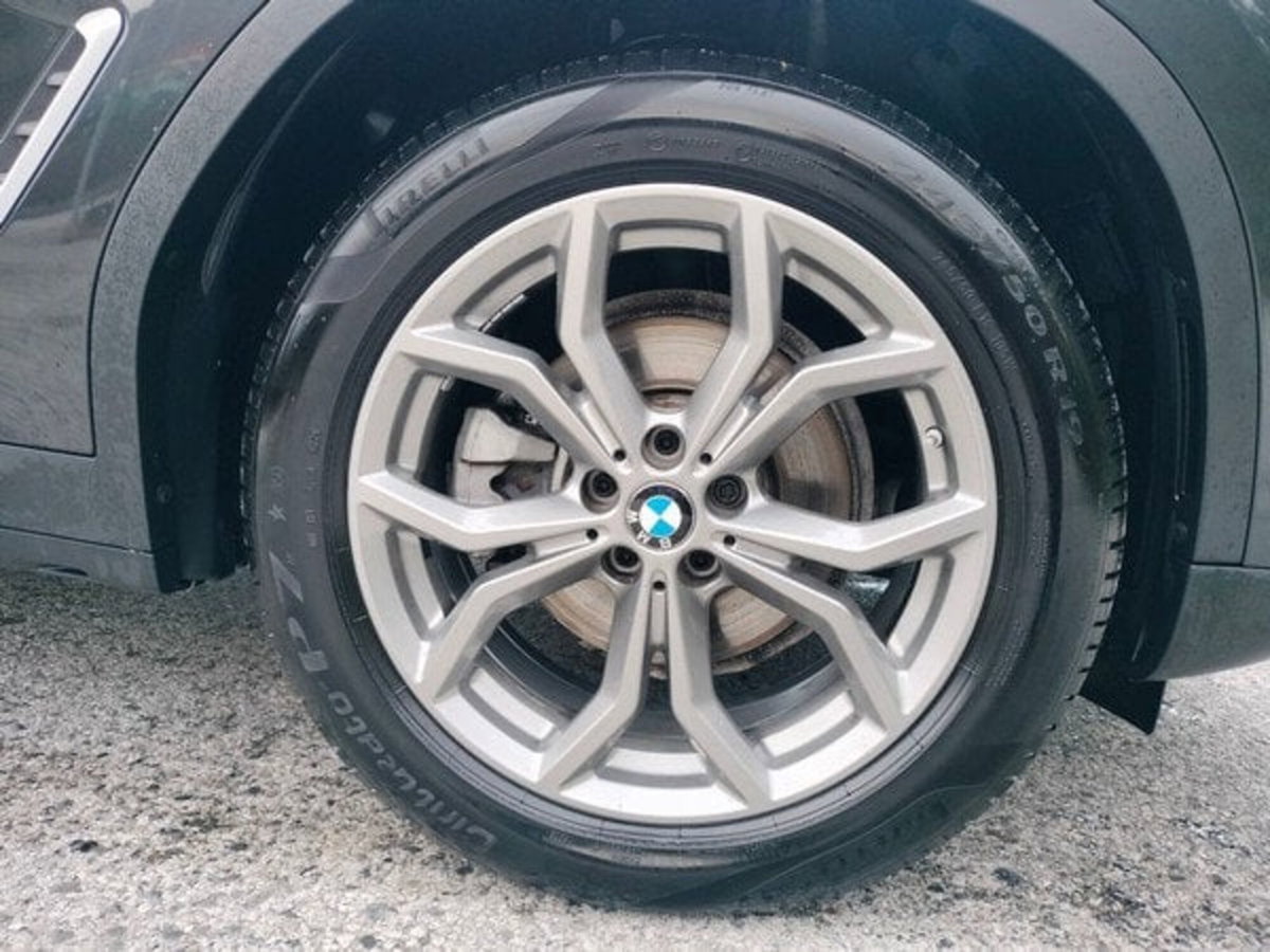 BMW X4 xDrive20d 48V xLine (9)