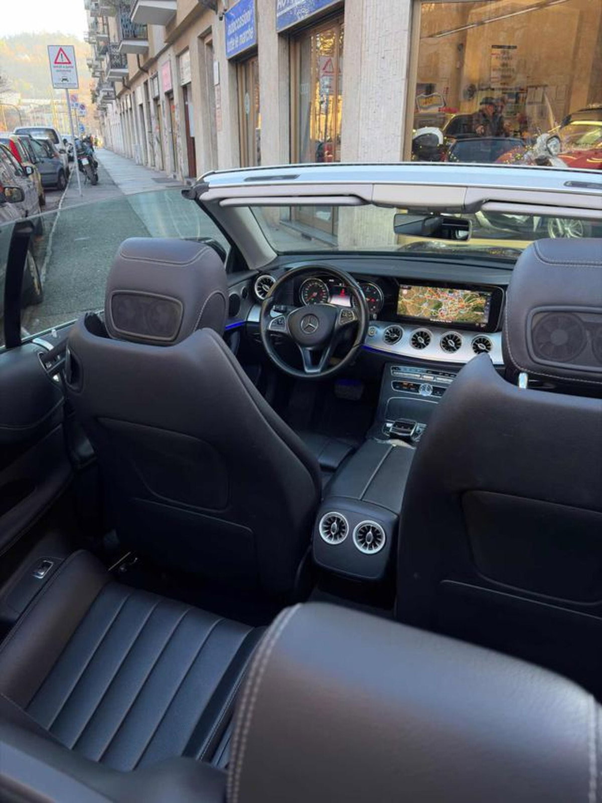 Mercedes-Benz Classe E Cabrio 220 d Auto 4Matic Cabrio Business Sport (13)