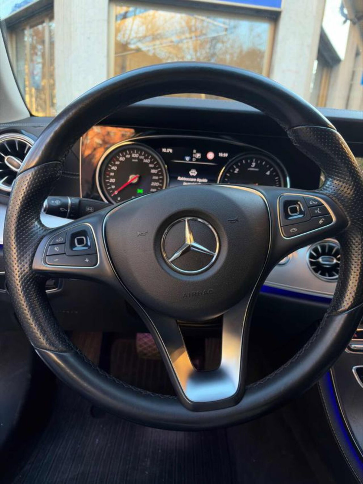 Mercedes-Benz Classe E Cabrio 220 d Auto 4Matic Cabrio Business Sport (6)