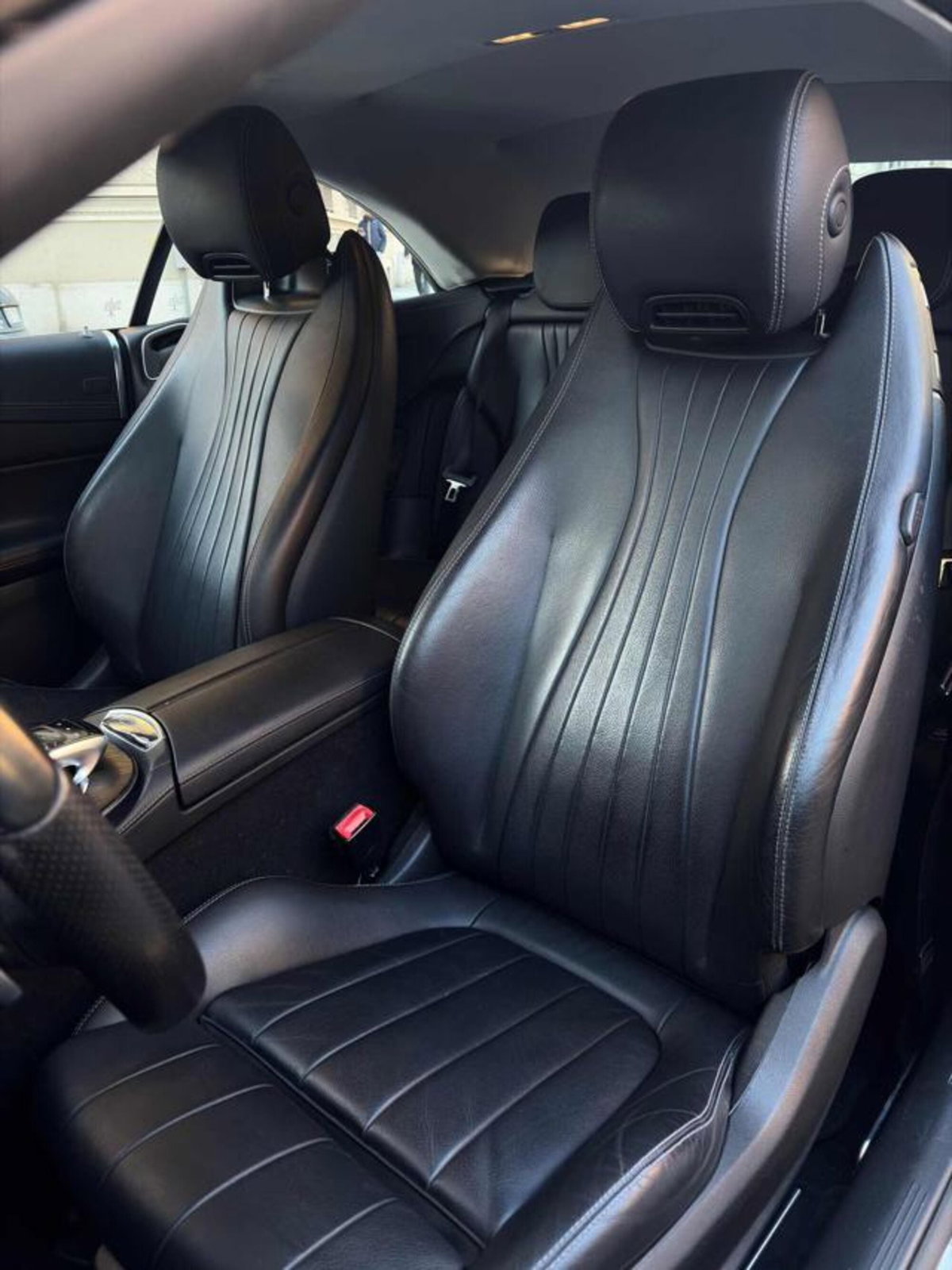 Mercedes-Benz Classe E Cabrio 220 d Auto 4Matic Cabrio Business Sport (8)