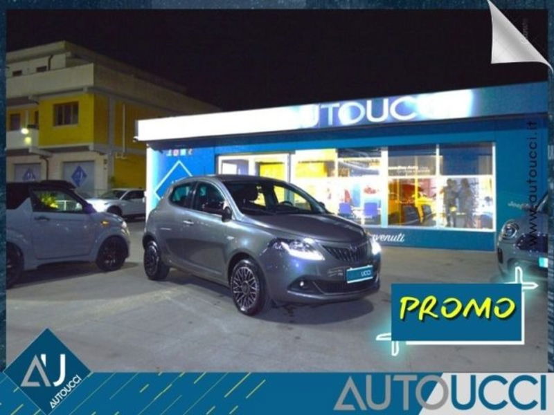 Lancia Ypsilon 1.0 FireFly 5 porte S&S Hybrid Ecochic A. Ferretti