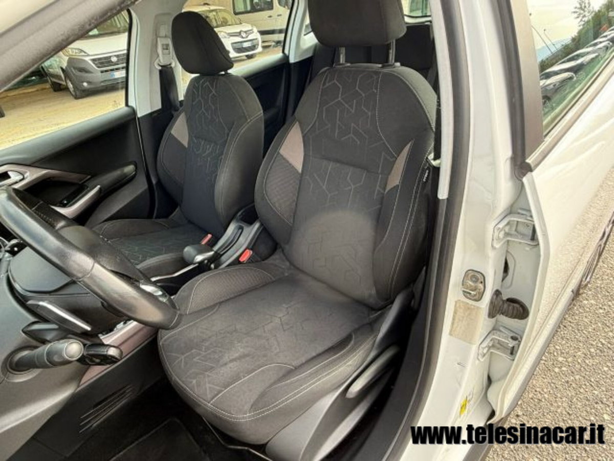 Peugeot 2008 e-HDi 92 CV Stop&Start ETG6 Active (12)