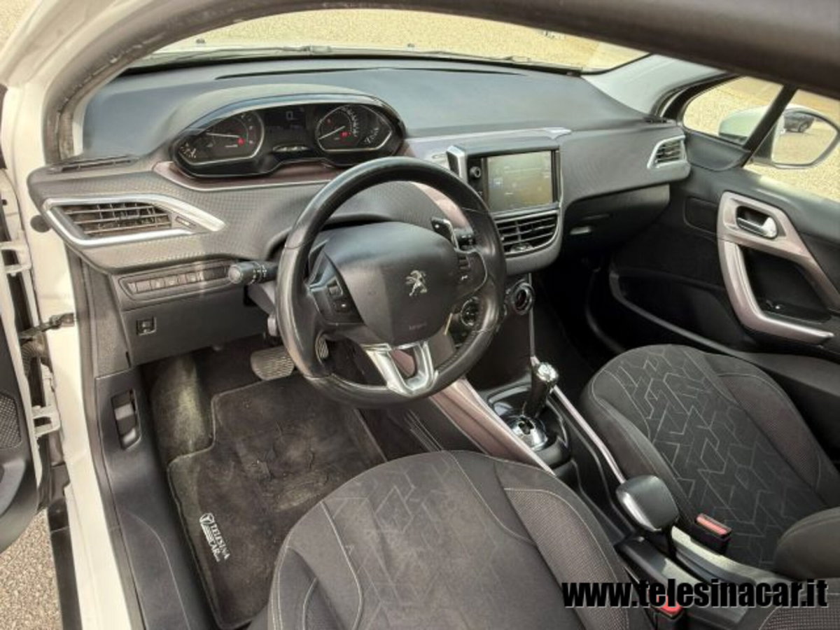 Peugeot 2008 e-HDi 92 CV Stop&Start ETG6 Active (18)
