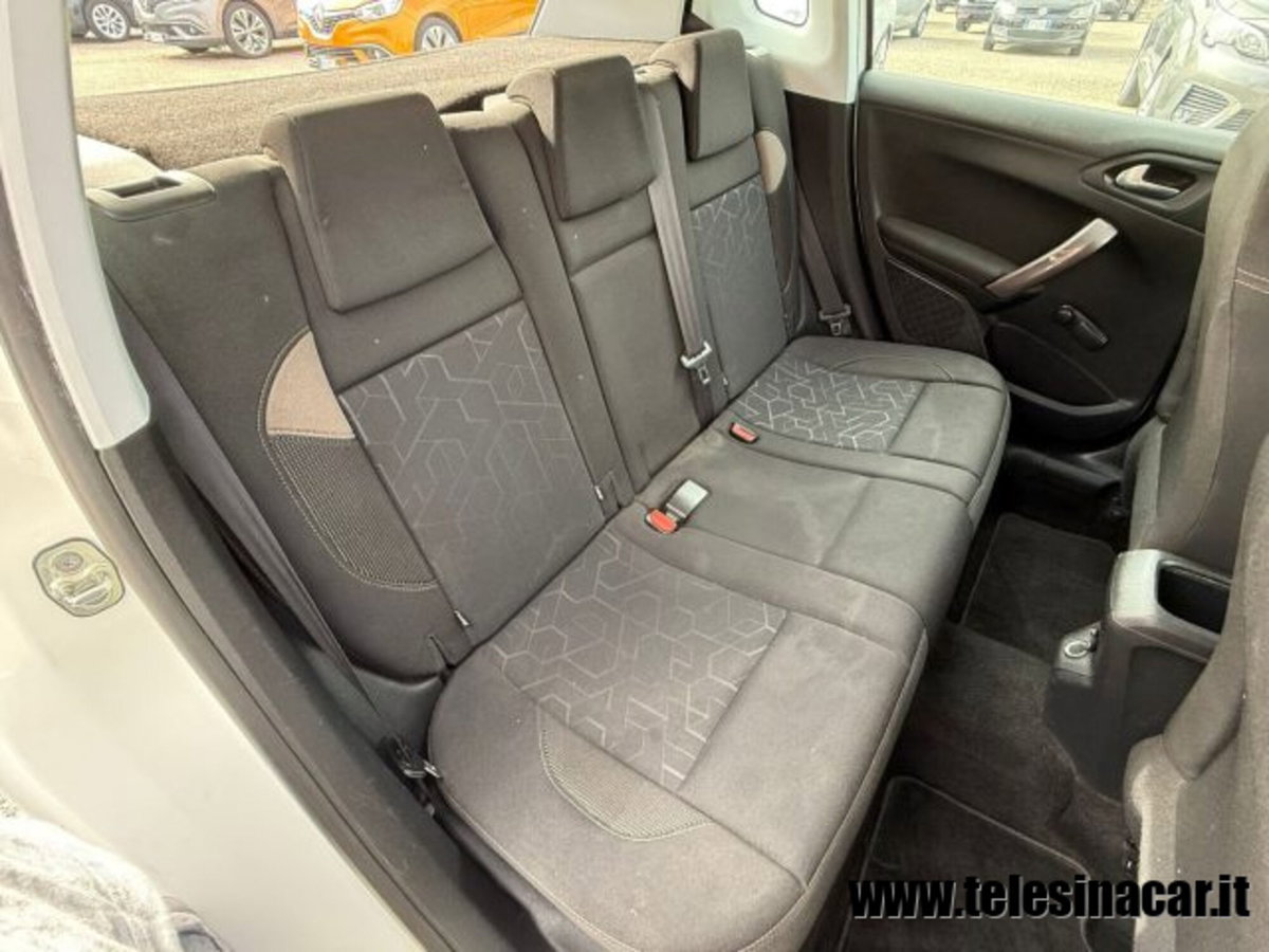 Peugeot 2008 e-HDi 92 CV Stop&Start ETG6 Active (20)