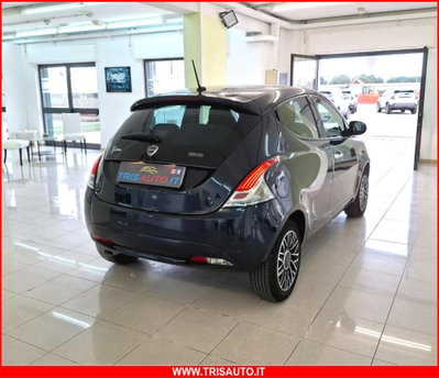 Lancia Ypsilon 1.0 FireFly 5 porte S&S Hybrid Gold Plus (4)