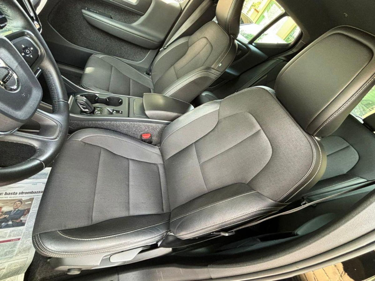 Volvo XC40 D3 Geartronic Momentum (11)