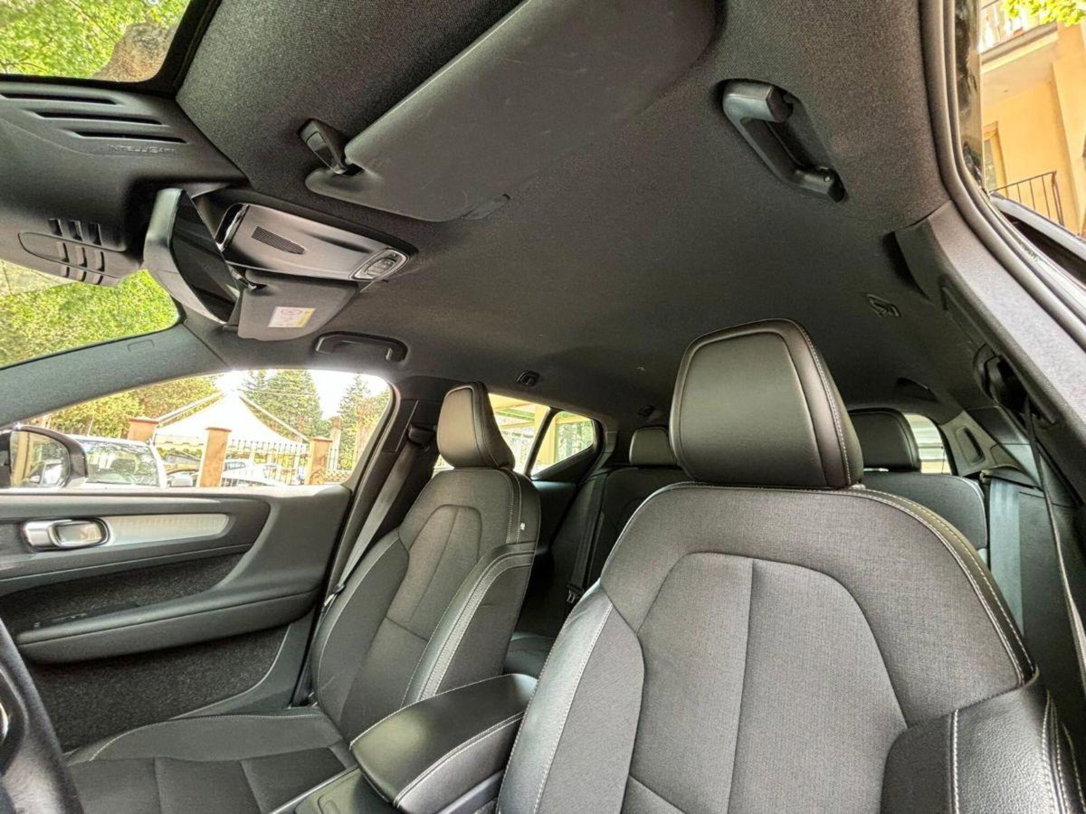 Volvo XC40 D3 Geartronic Momentum (13)