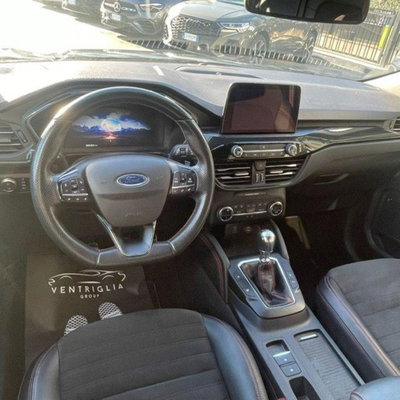 Ford Kuga 1.5 EcoBlue 120 CV aut. 2WD ST-Line X Design (6)