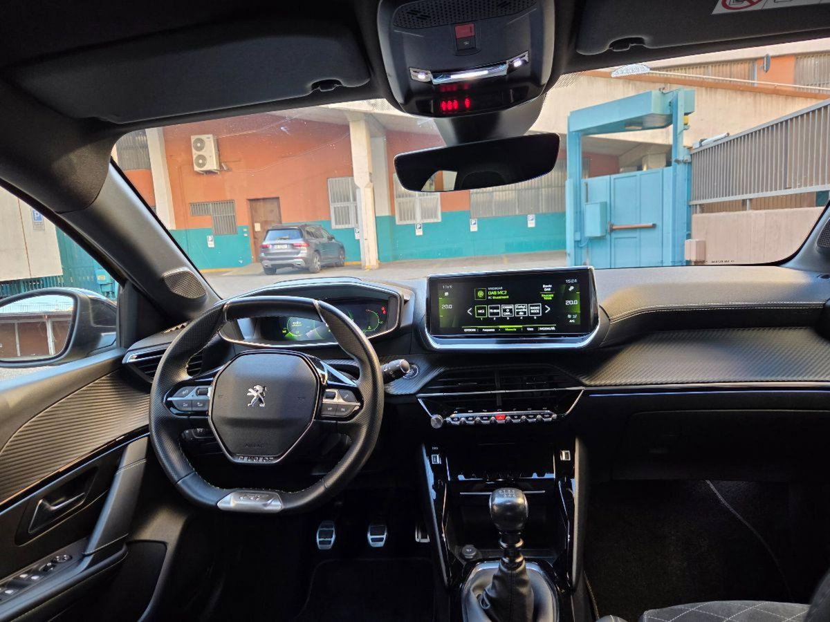 Peugeot 208 BlueHDi 100 Stop&Start 5 porte GT Line (16)