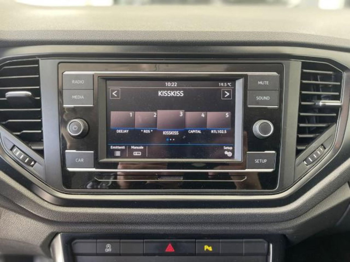 Volkswagen T-Roc 1.6 TDI SCR Business BlueMotion Technology (15)