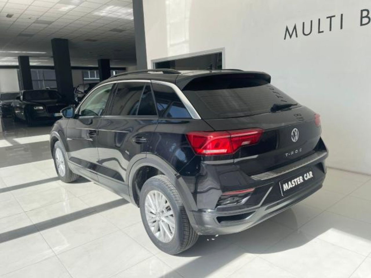 Volkswagen T-Roc 1.6 TDI SCR Business BlueMotion Technology (2)