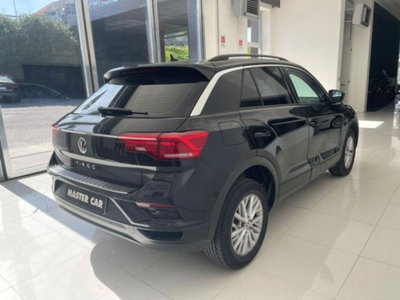Volkswagen T-Roc 1.6 TDI SCR Business BlueMotion Technology (4)