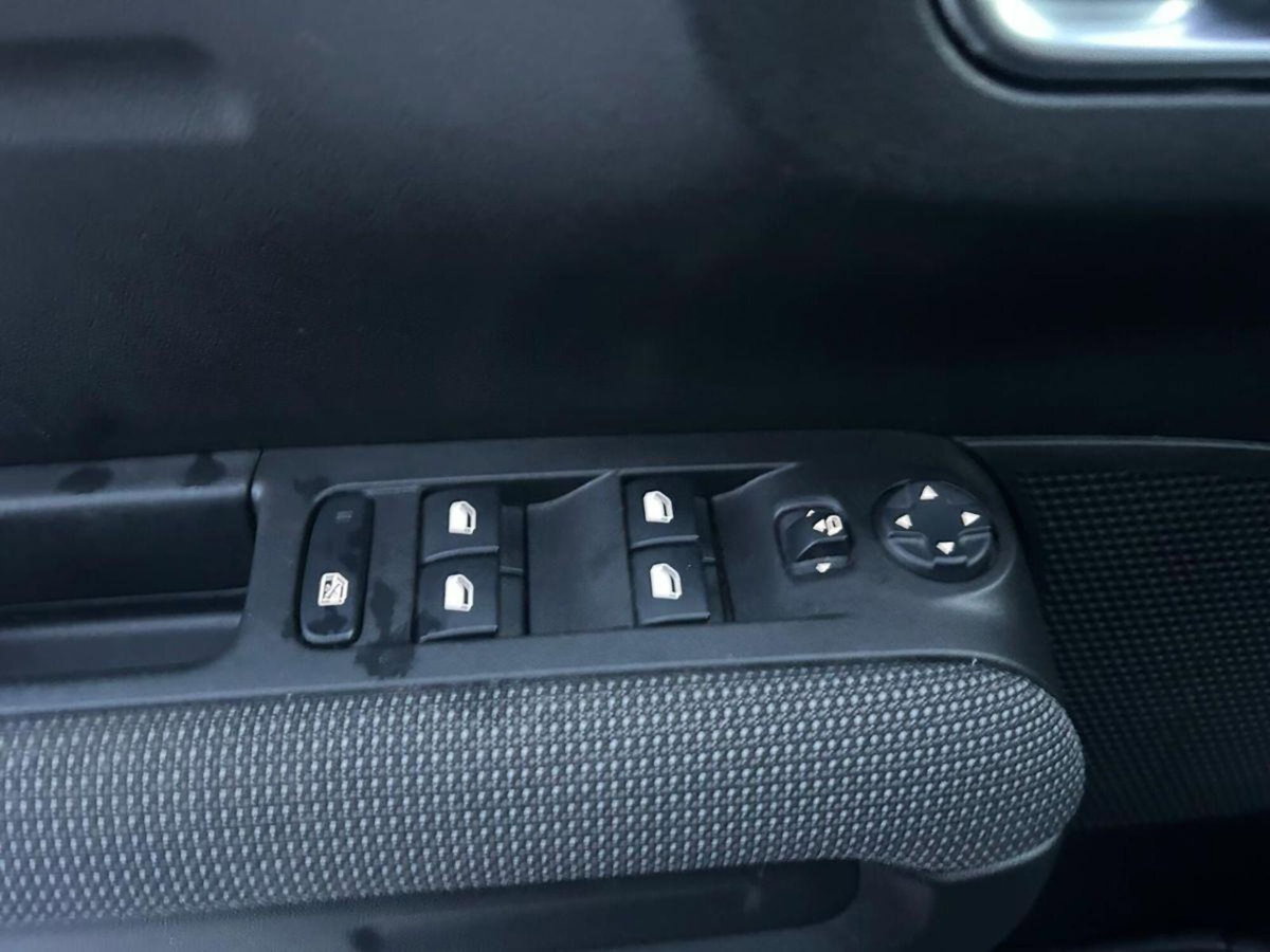 Citroen C3 Aircross PureTech 110 S&S Feel (13)